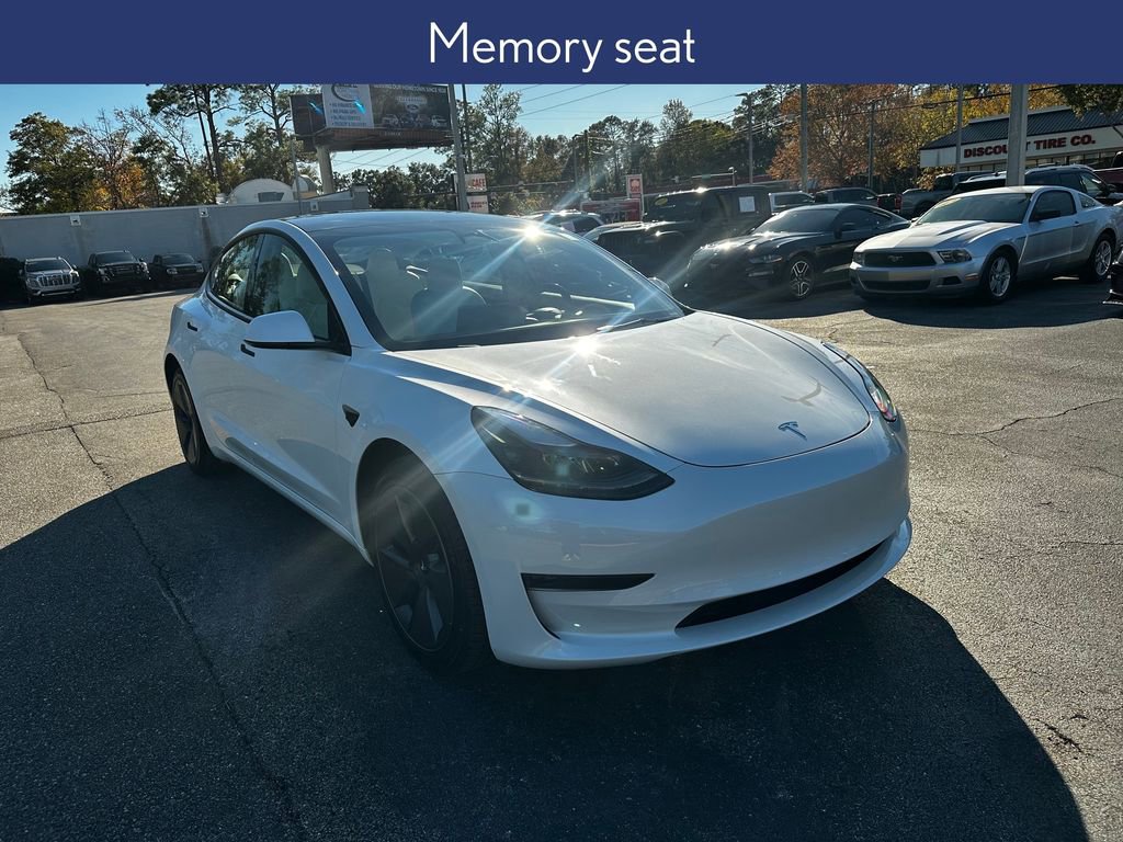 Used 2023 Tesla Model 3 Standard Range image 8