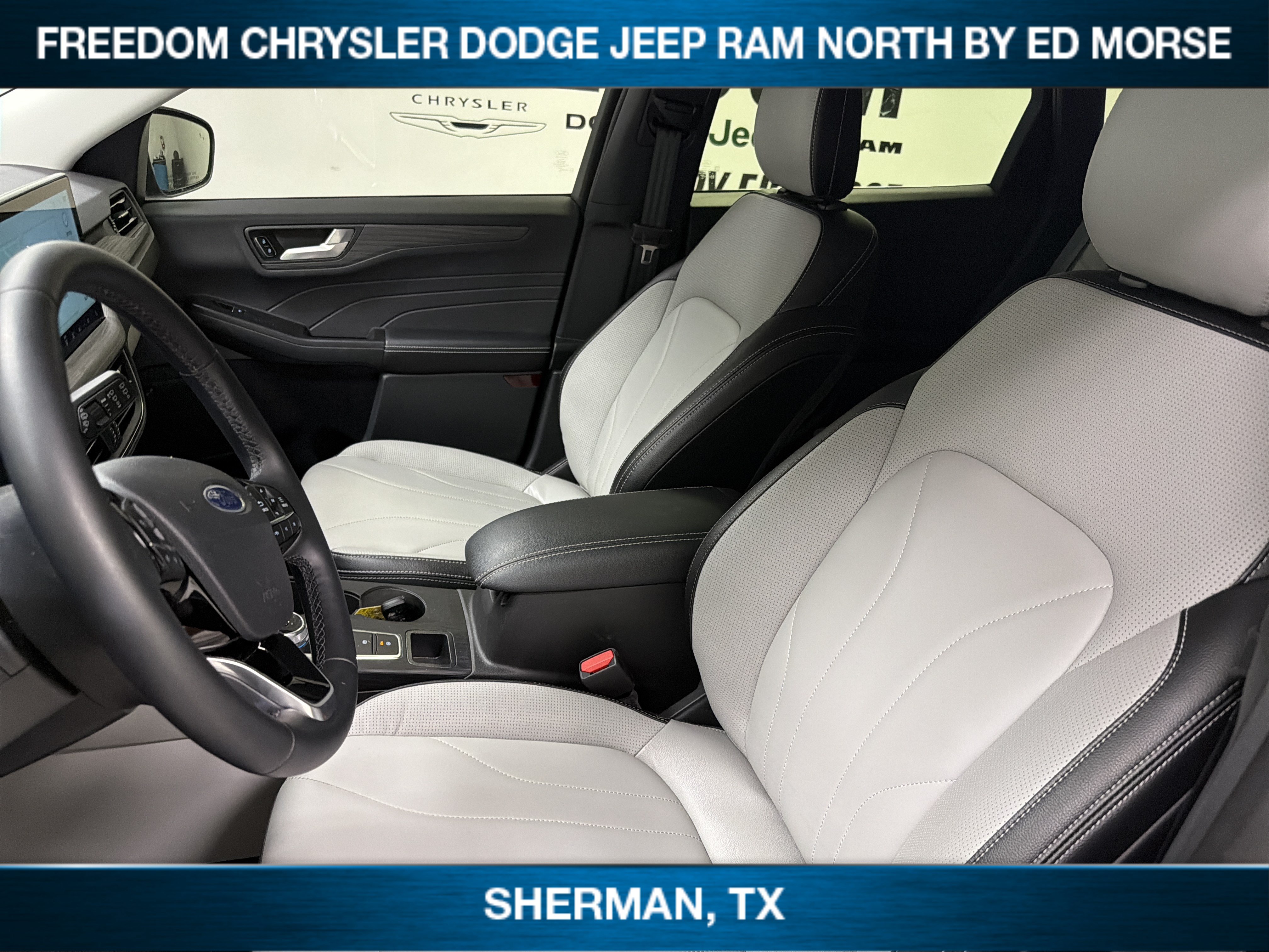 Used 2026 Ford Escape Platinum w/ Premium Technology Package AWD/4WD image 7