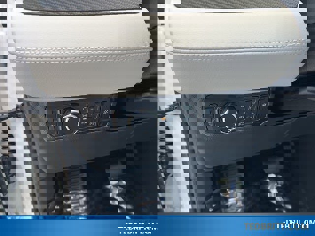 Used 2025 Ford Mustang Mach-E Premium image 41