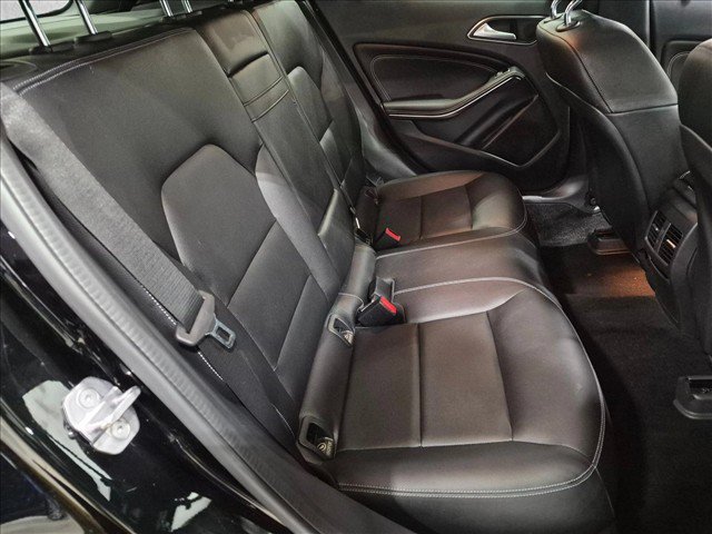 Used 2020 Mercedes-Benz GLA 250 4MATIC w/ Multimedia Package image 21