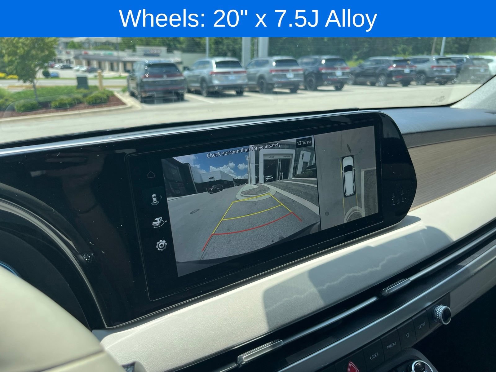 Used 2024 Hyundai Palisade Limited FWD image 25