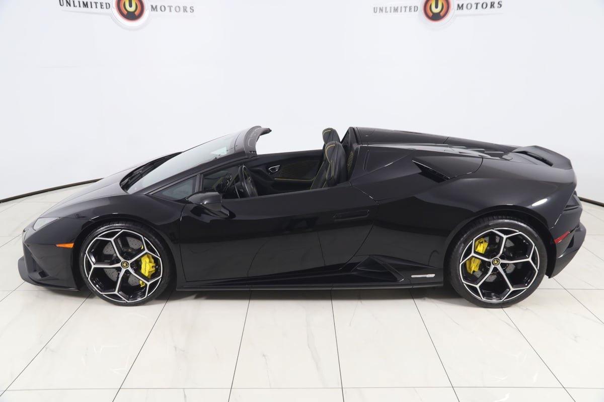 Used 2023 Lamborghini Huracan EVO image 43