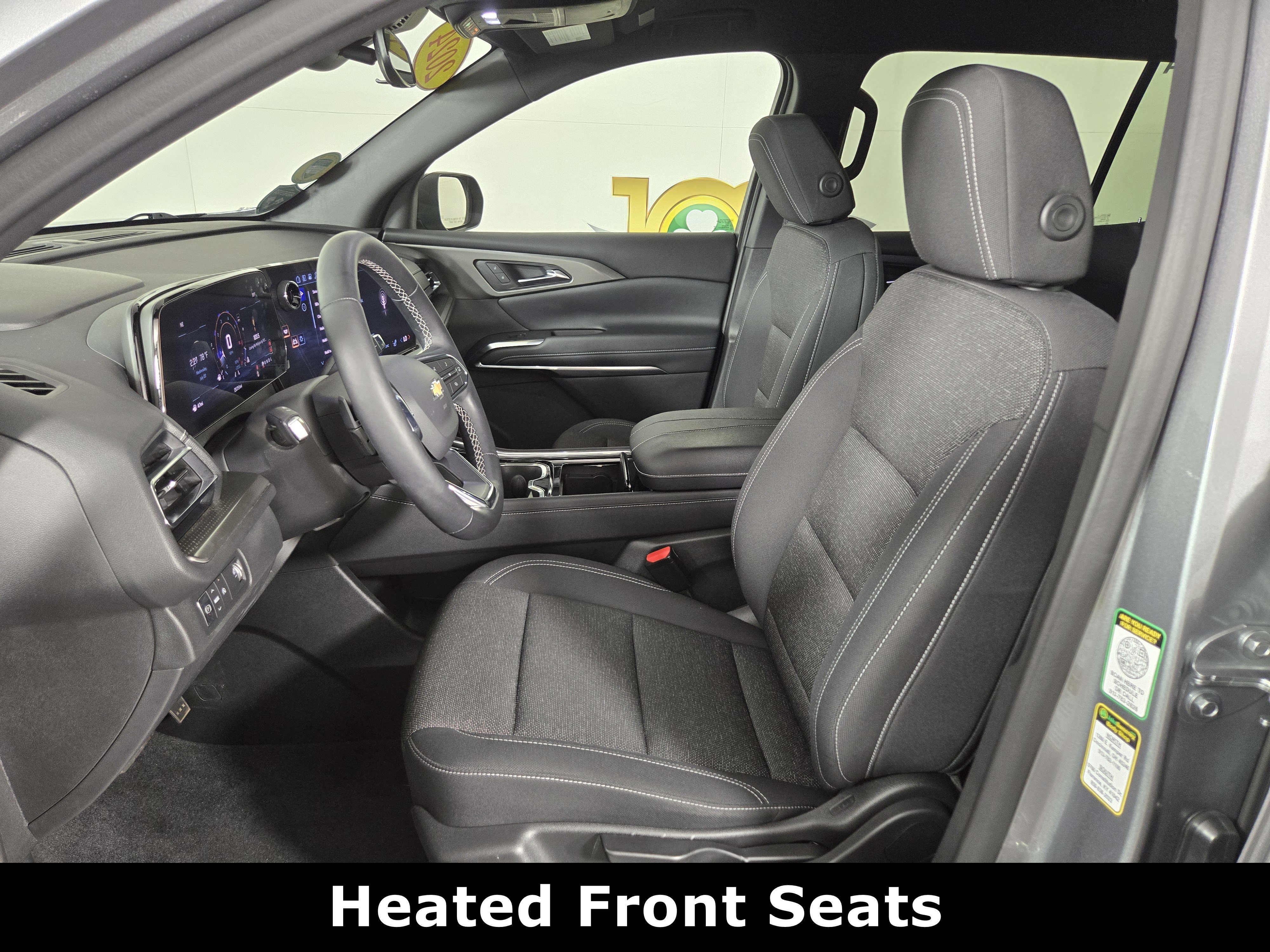 Used 2024 Chevrolet Traverse LS FWD image 11
