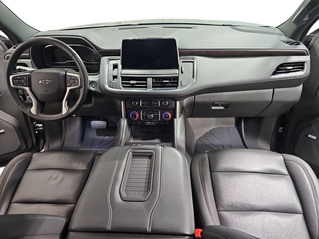 Used 2024 Chevrolet Tahoe Z71 w/ Luxury Package AWD/4WD image 9