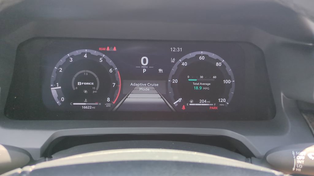 Used 2024 Toyota Tacoma Limited w/ Limited Package (LT) AWD/4WD image 25
