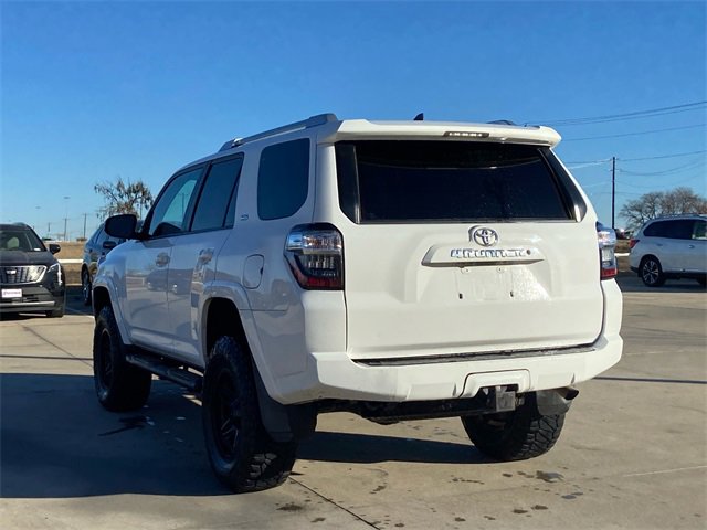 Used 2016 Toyota 4Runner SR5 image 5