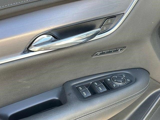 Certified 2024 Cadillac XT6 Luxury w/ LPO, Floor Liner Package AWD/4WD image 17