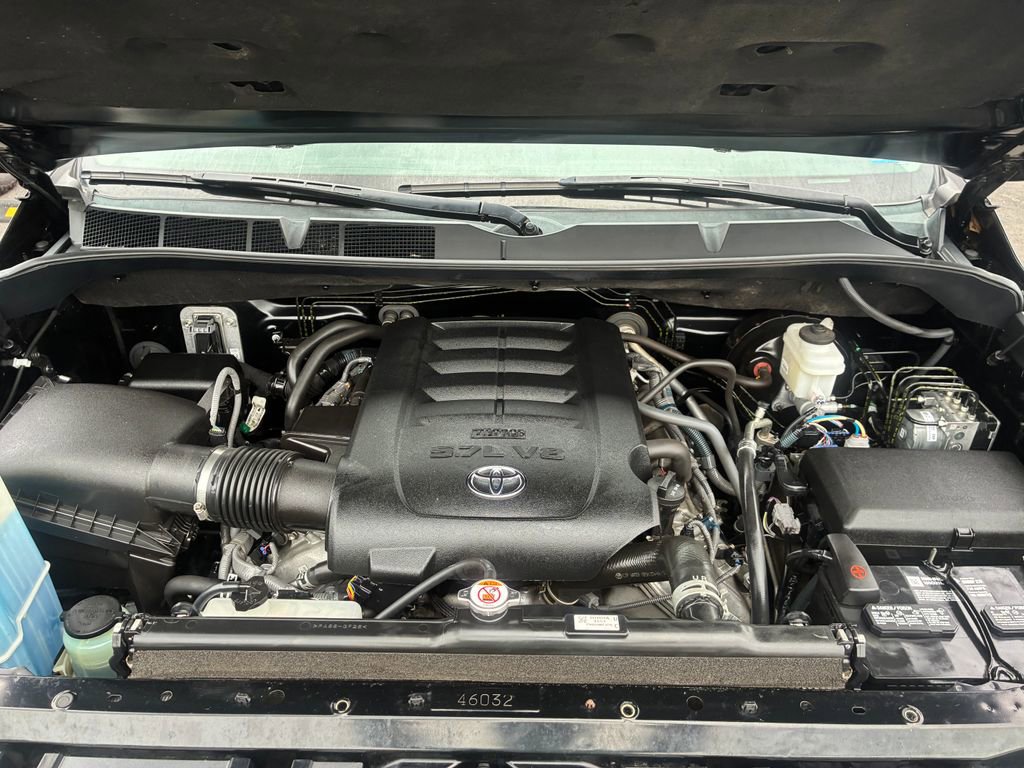 Used 2020 Toyota Tundra SR5 w/ TRD Off-Road Package image 16