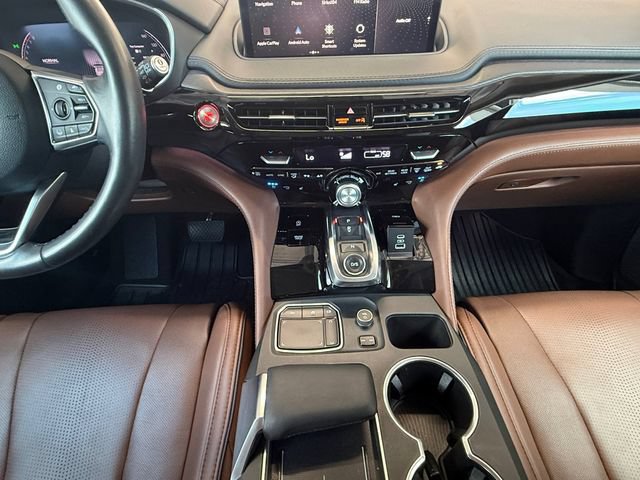 Used 2024 Acura MDX w/ Advance Package AWD/4WD image 3