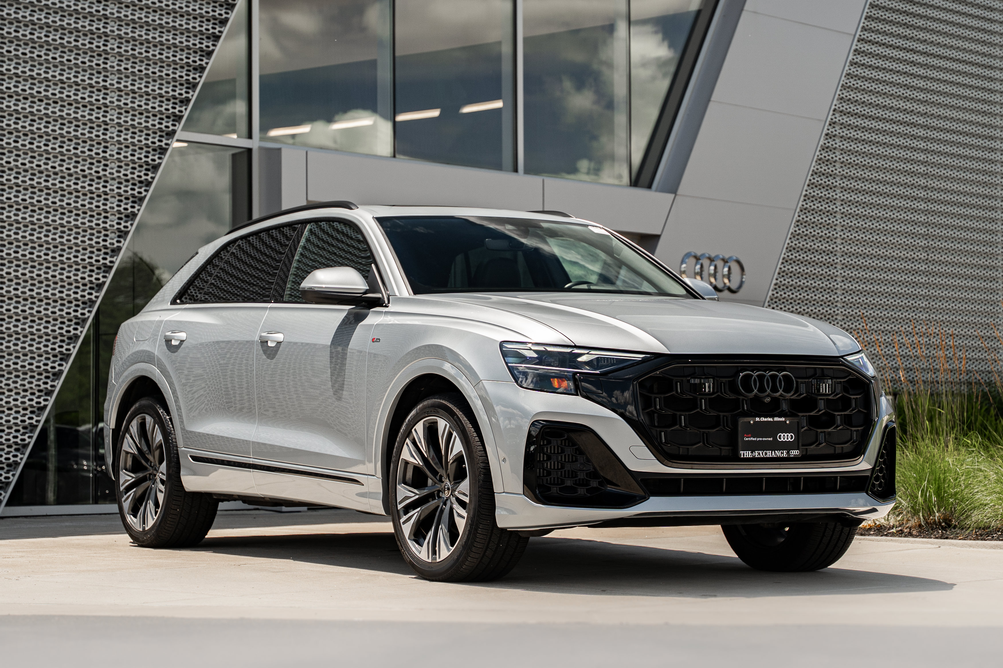 Certified 2025 Audi Q8 Premium Plus w/ Premium Plus Package