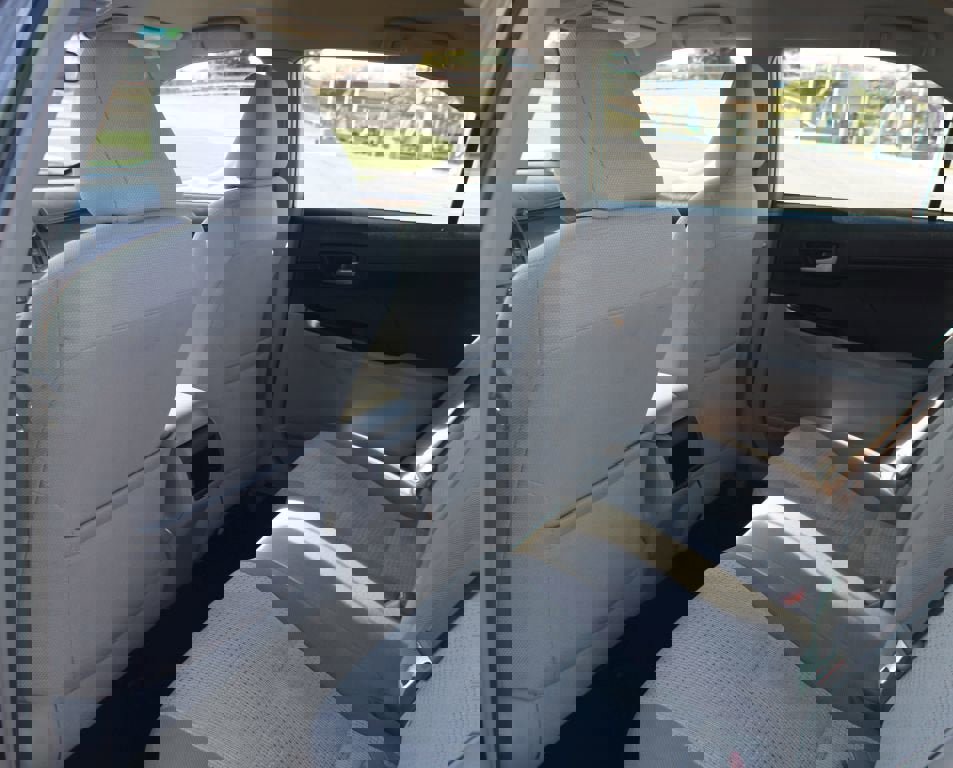 Used 2014 Toyota Camry LE image 9