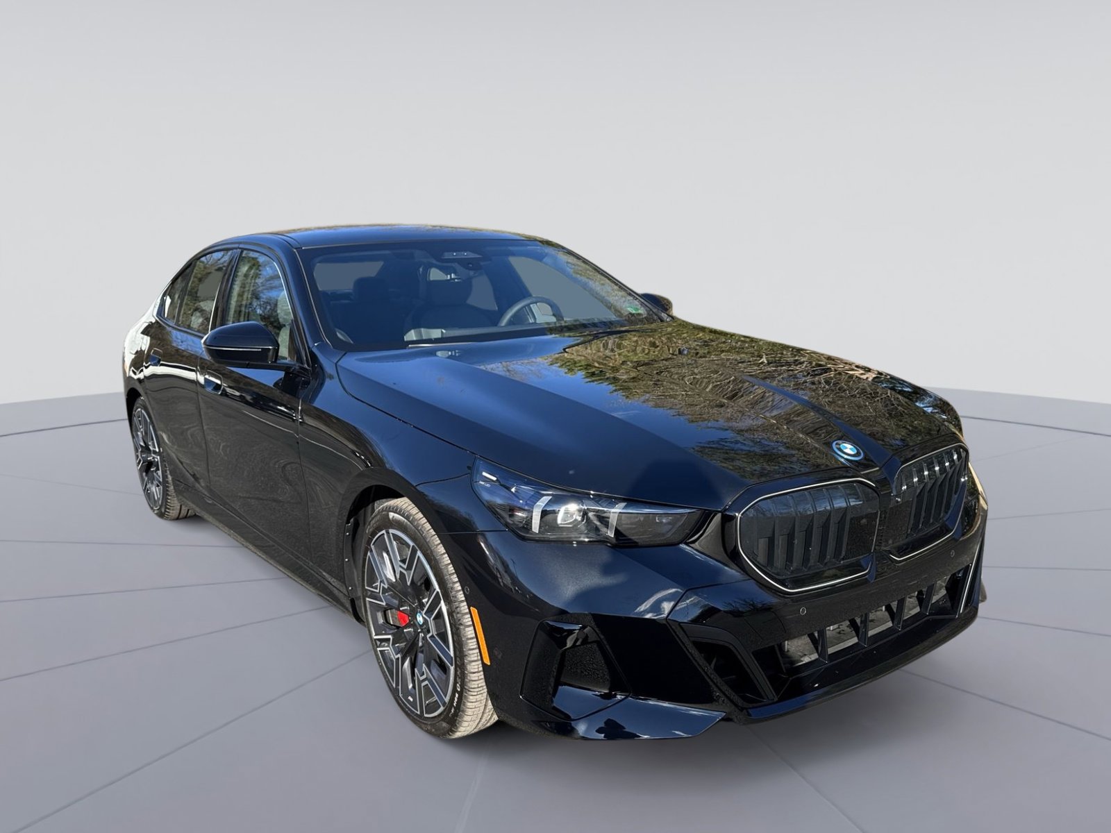 New 2026 BMW 550e xDrive w/ Executive Package