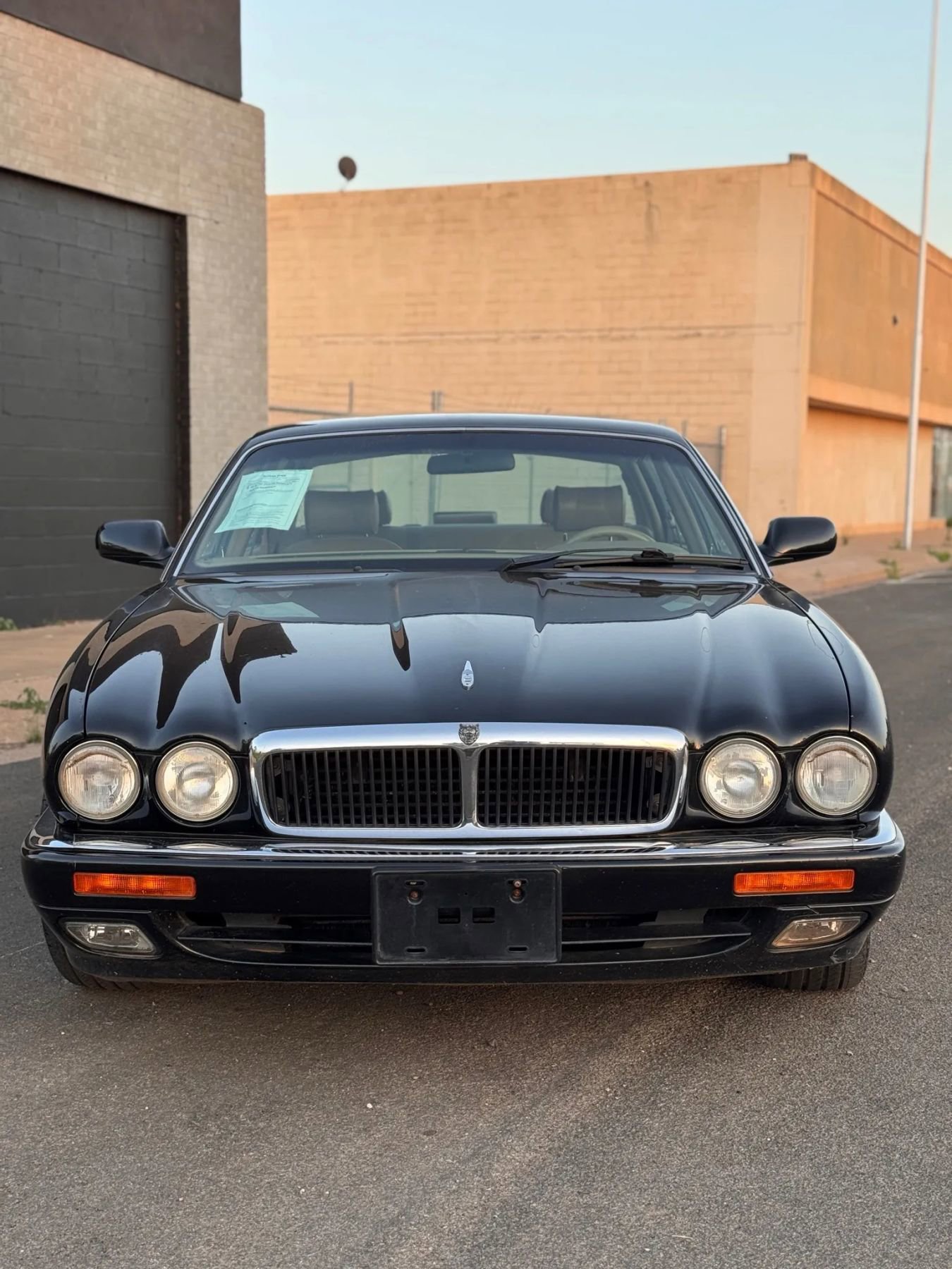 Used 1997 Jaguar XJ6 L image 2