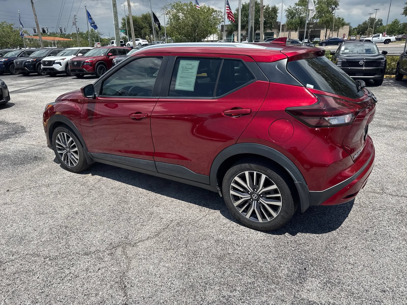 Used 2021 Nissan Kicks SV FWD image 18