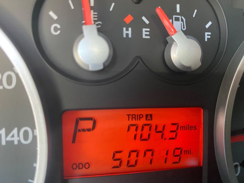 Used 2004 Hyundai Tiburon GT FWD image 31