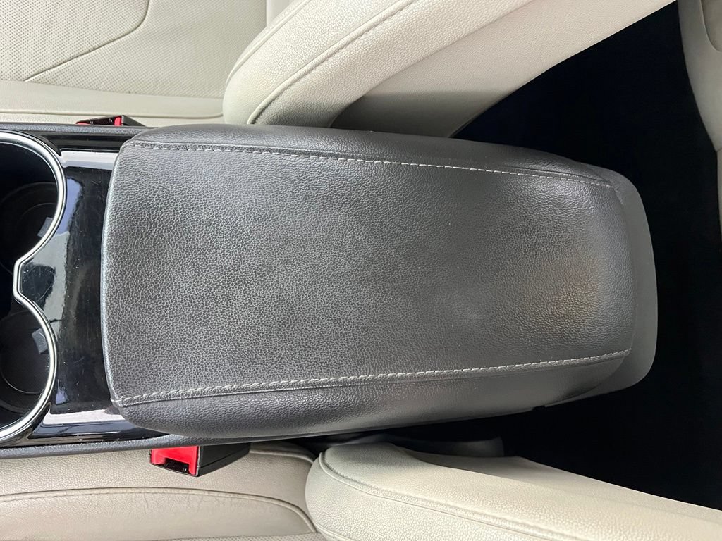 Used 2014 Ford Fusion Titanium FWD image 28