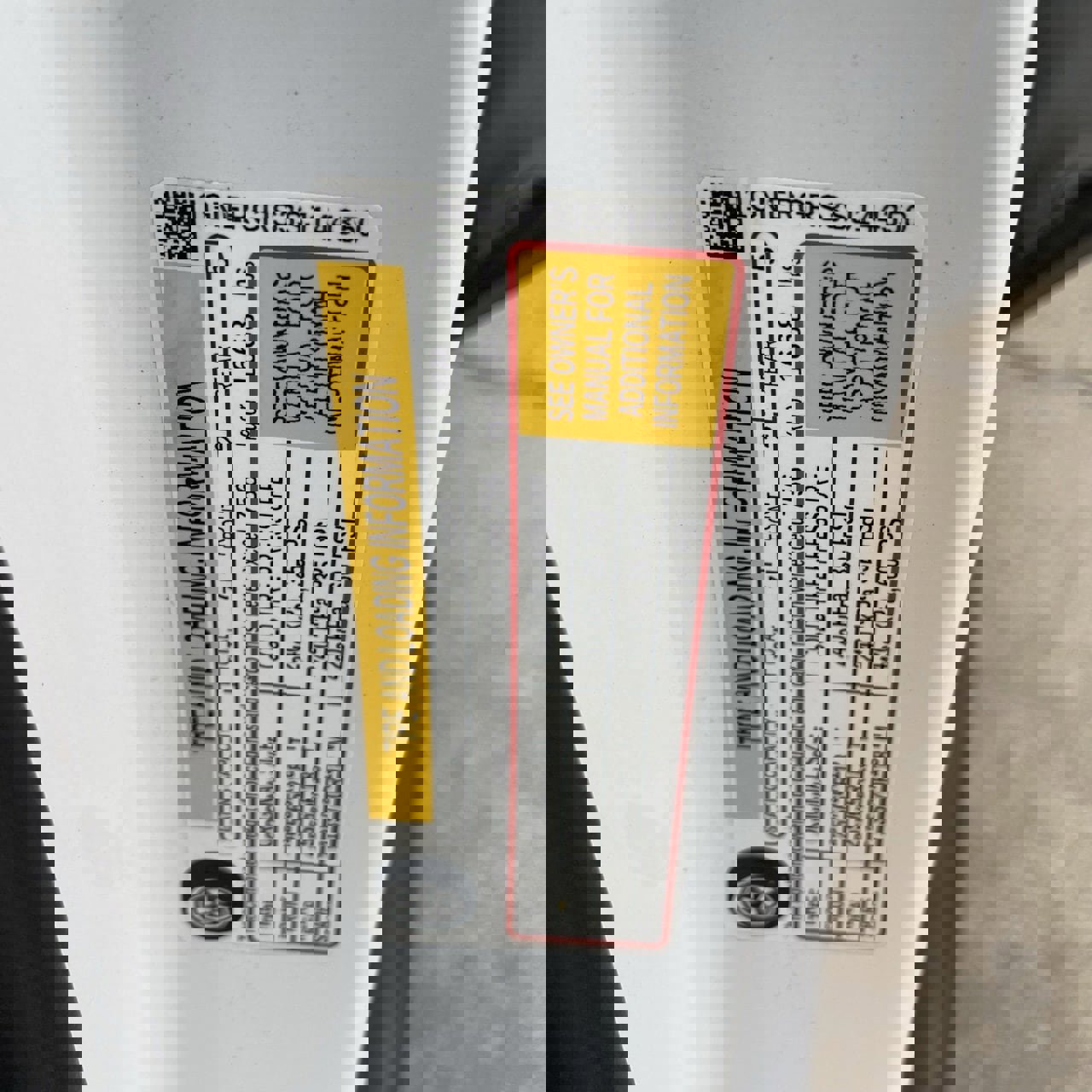 Used 2025 Chevrolet Traverse LT image 28