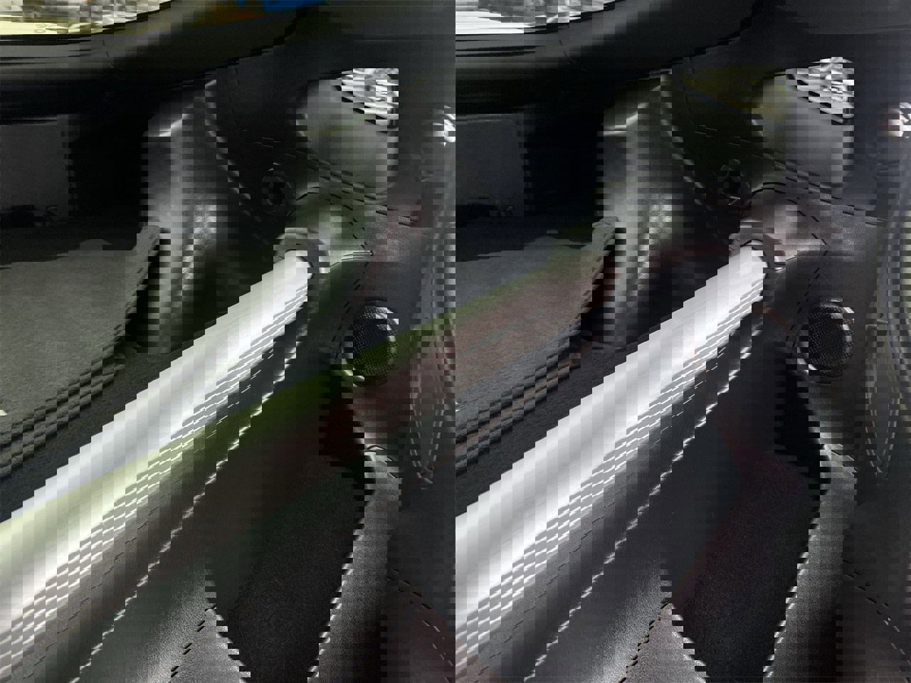 Used 2017 Nissan 370Z NISMO image 10