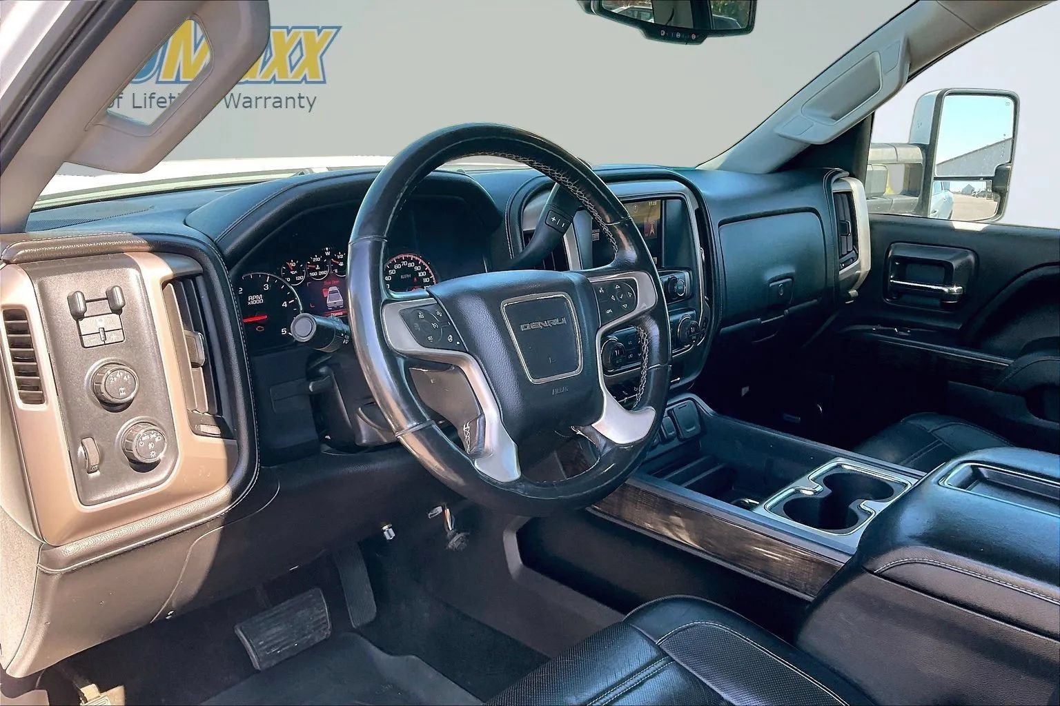 Used 2015 GMC Sierra 3500 Denali AWD/4WD image 21
