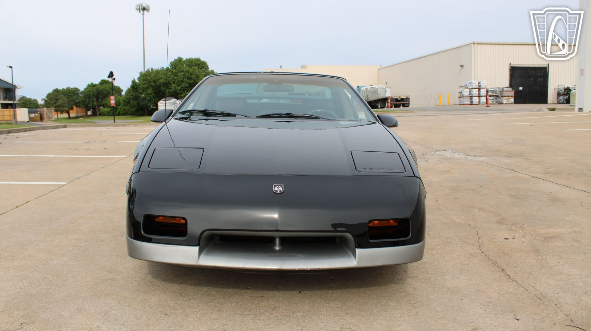Used 1987 Pontiac Fiero GT RWD image 4