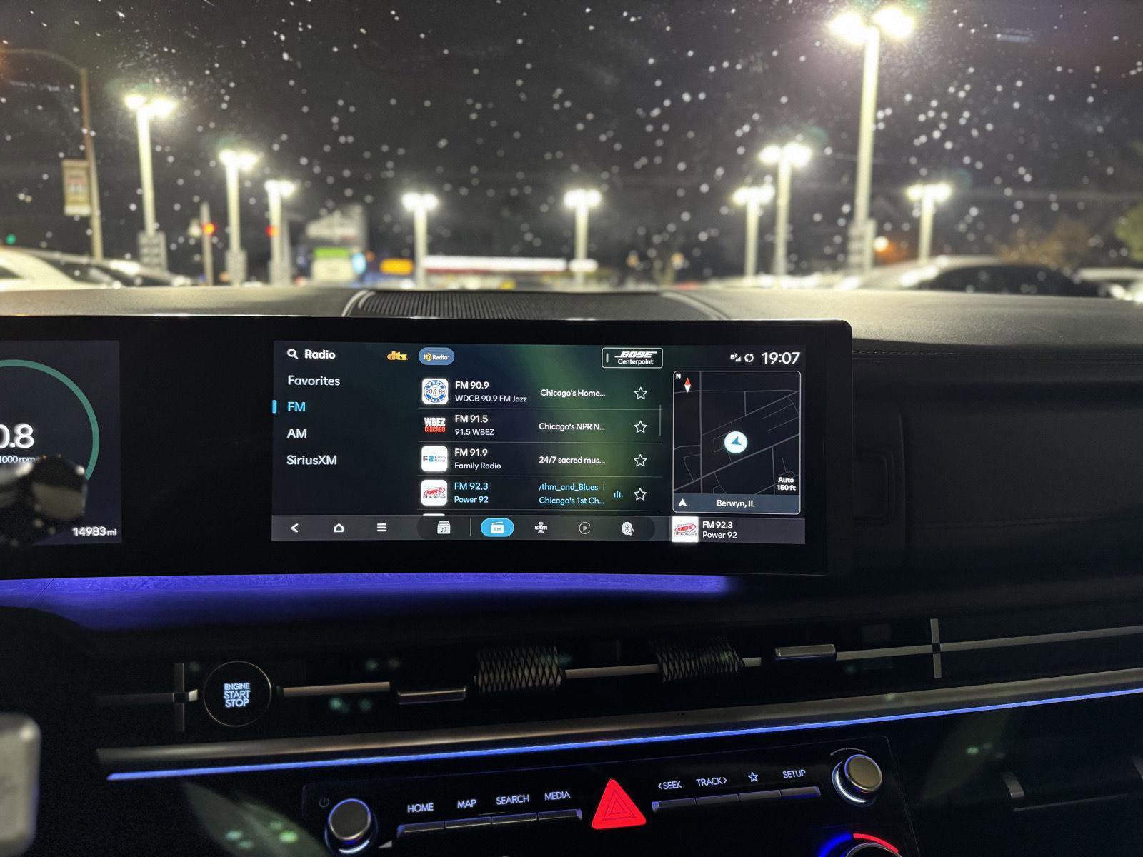 Used 2024 Hyundai Santa Fe Limited image 31