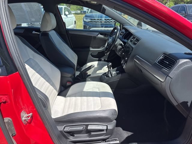Used 2016 Volkswagen Jetta Sport FWD image 14