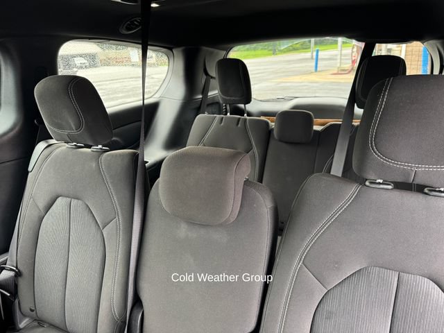 Used 2021 Chrysler Pacifica Touring w/ S Appearance Package FWD image 21