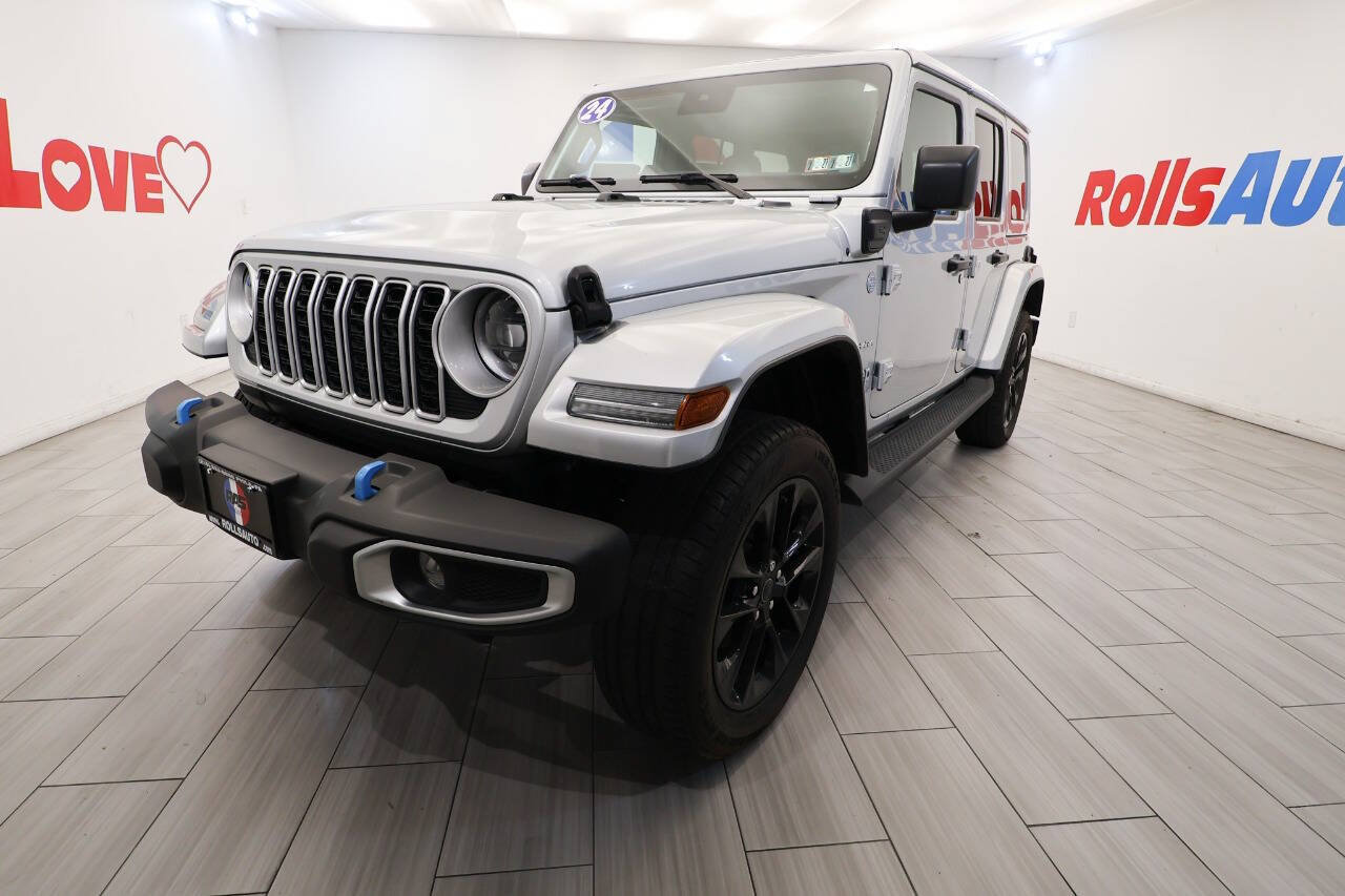 Used 2024 Jeep Wrangler Unlimited Sahara w/ Safety Group AWD/4WD image 1