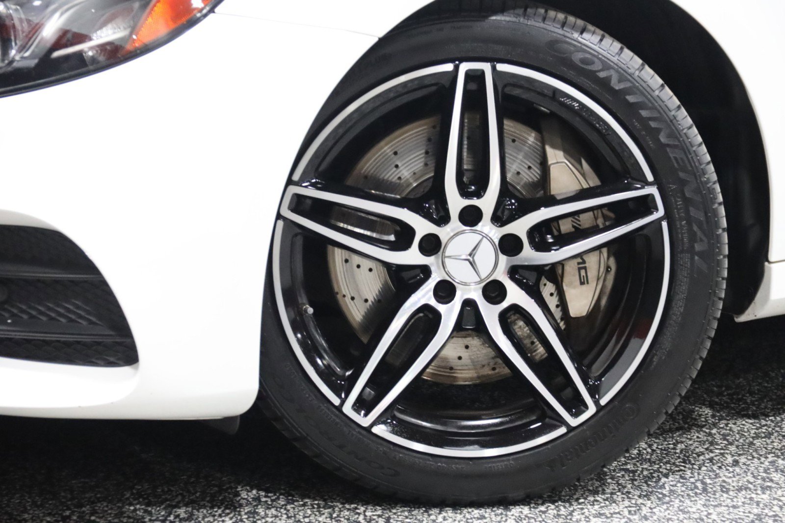 Used 2020 Mercedes-Benz E 53 AMG 4MATIC Sedan w/ Driver Assistance Package image 21