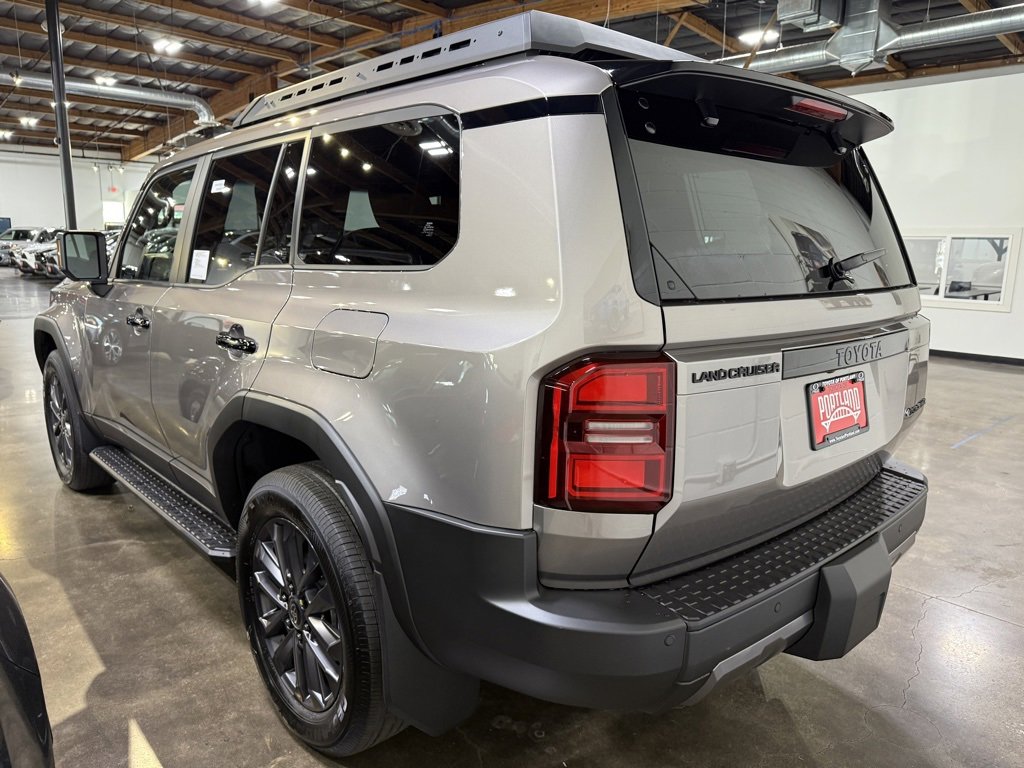 New 2025 Toyota Land Cruiser image 5