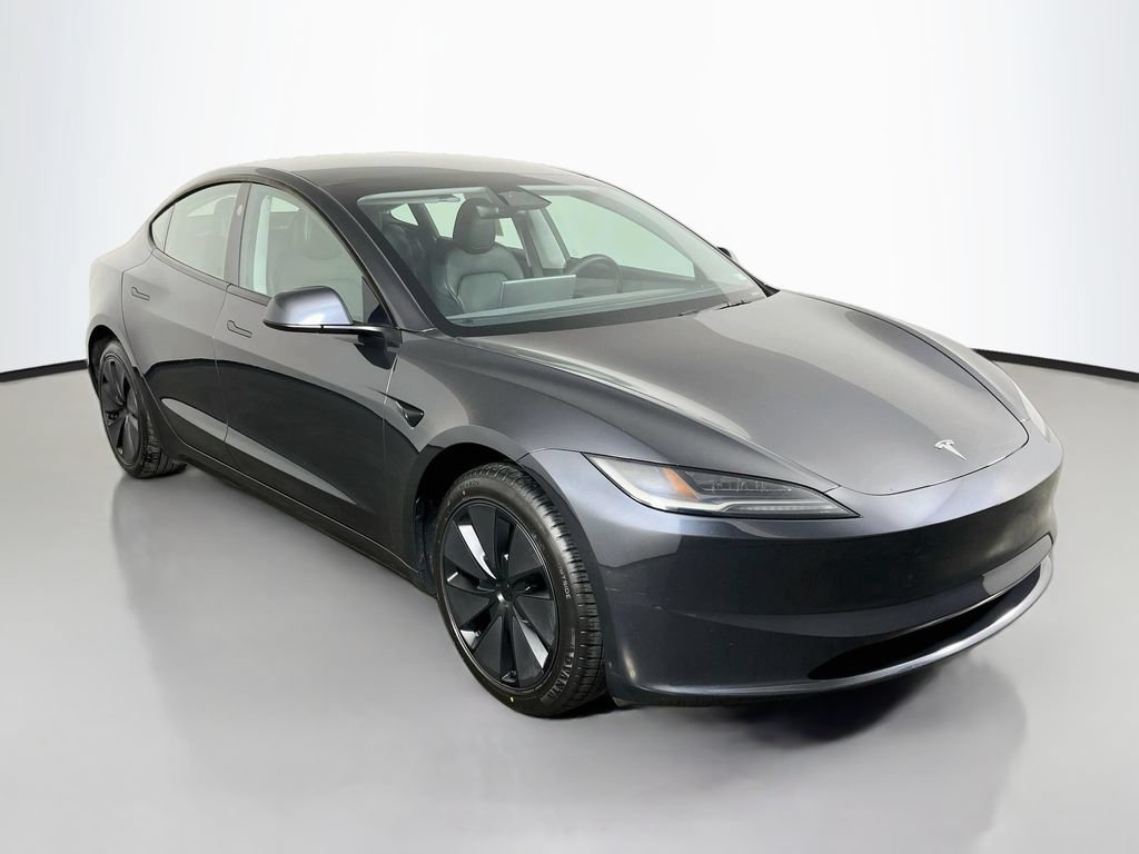 Used 2024 Tesla Model 3 Standard Range RWD image 3