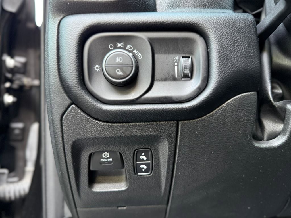 Used 2022 RAM 1500 Big Horn AWD/4WD image 26