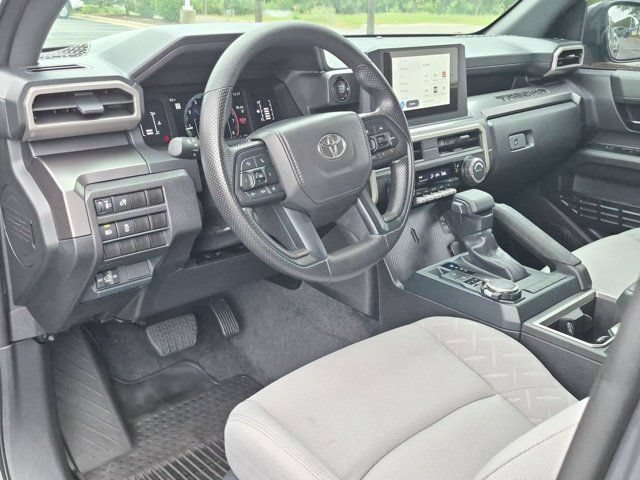 Certified 2025 Toyota Tacoma SR5 AWD/4WD image 9