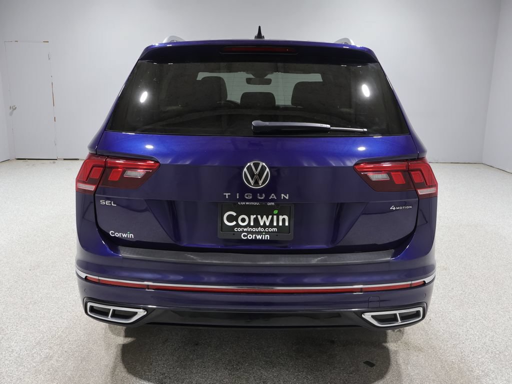 Used 2022 Volkswagen Tiguan SEL R-Line AWD/4WD image 3