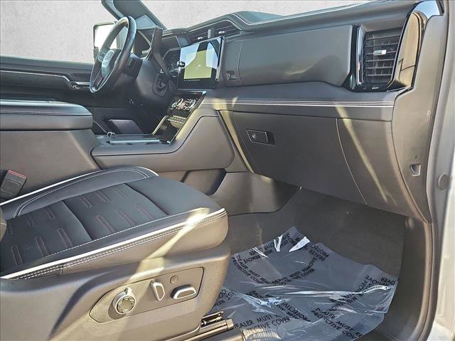 Used 2024 GMC Sierra 2500 AT4X image 22