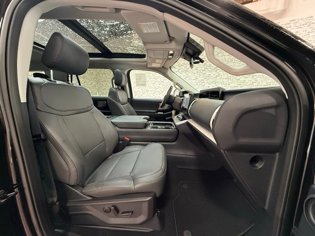 New 2026 Ford Expedition Active RWD image 12