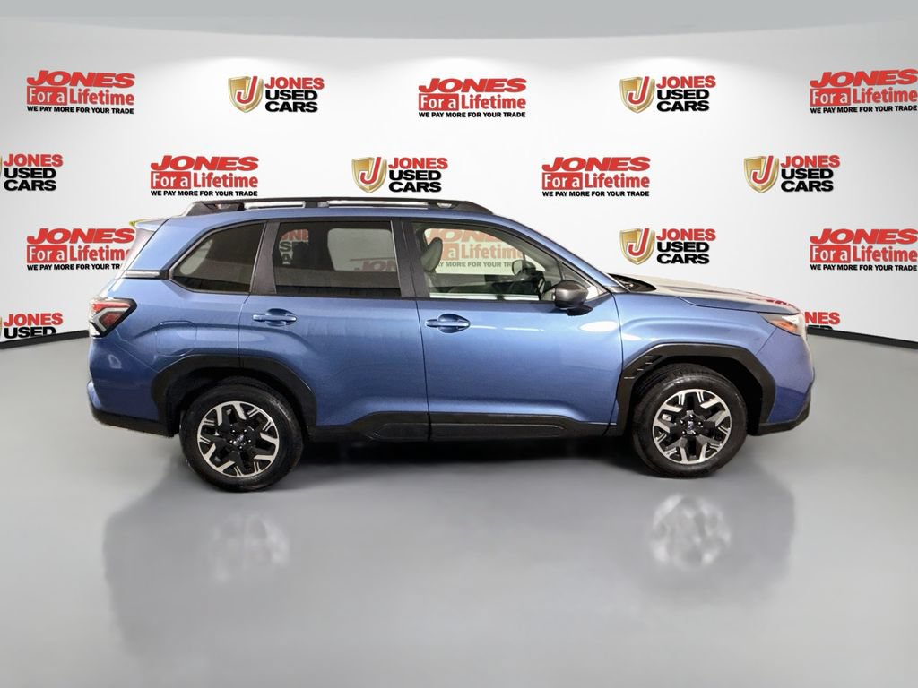 Used 2025 Subaru Forester Premium AWD/4WD image 17