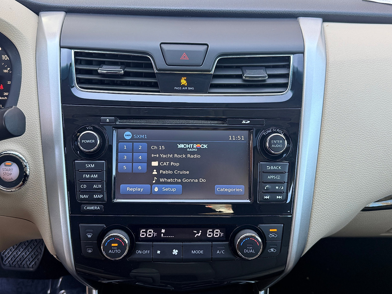 Used 2015 Nissan Altima 2.5 SL w/ Technology Package FWD image 23