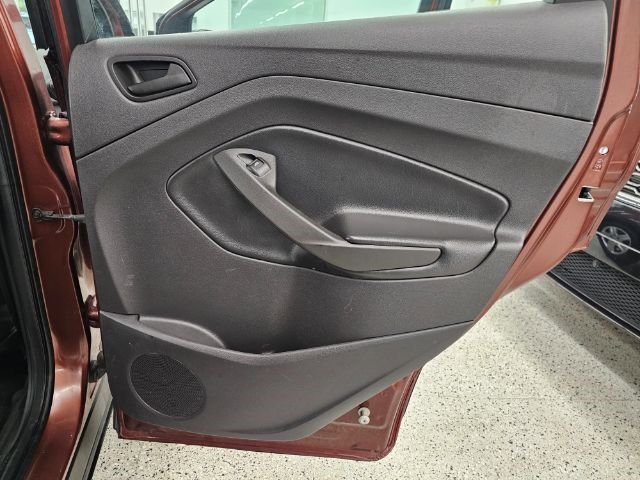 Used 2018 Ford Escape S image 27