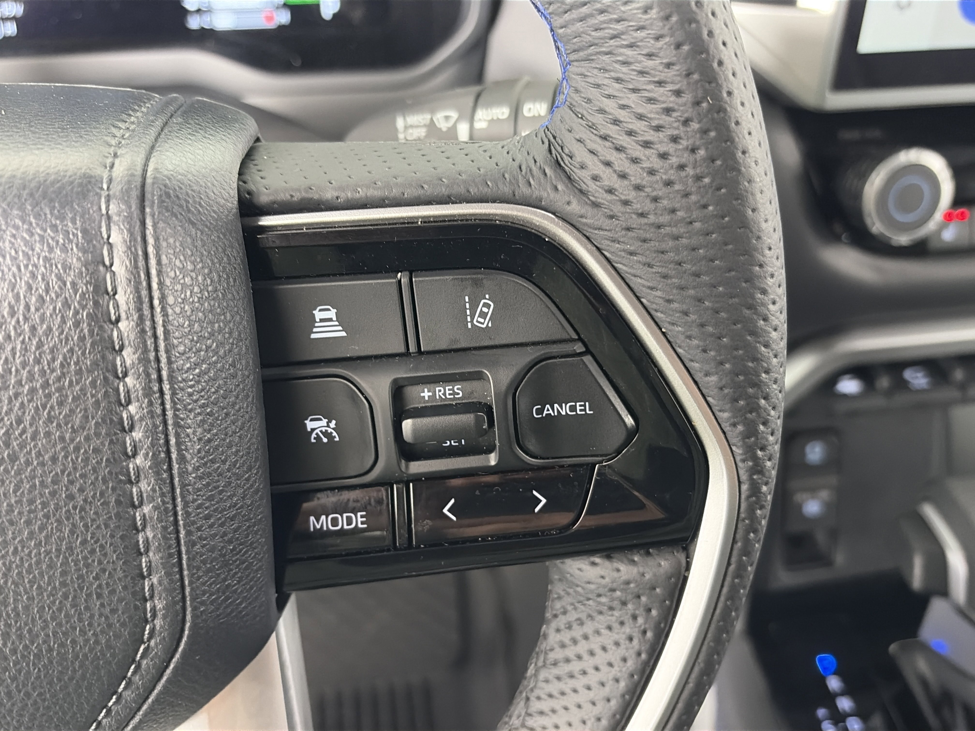 Used 2025 Toyota Sequoia Platinum w/ Tow Technology Package image 38