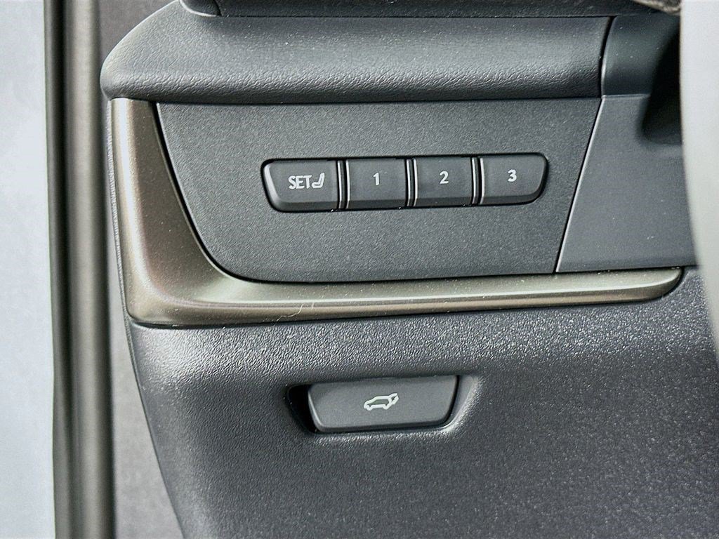 New 2026 Lexus RZ 450e AWD w/ Cold Area Package image 12