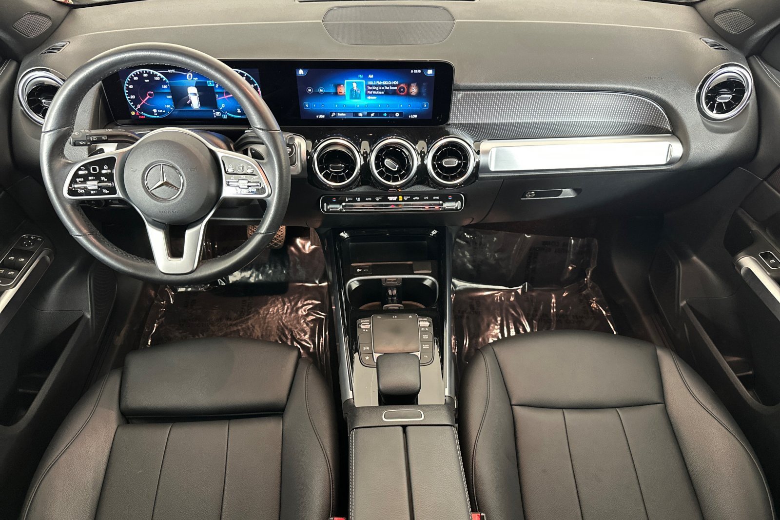 Used 2022 Mercedes-Benz GLB 250 image 12