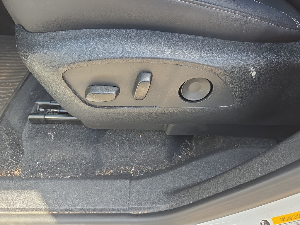 Used 2024 GMC Acadia Elevation w/ Black Edition FWD image 14