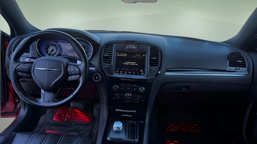 Used 2021 Chrysler 300 S image 21