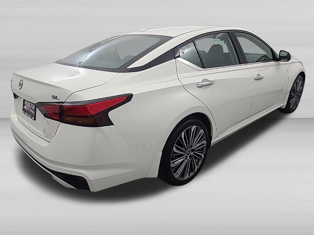 Used 2025 Nissan Altima 2.5 SL FWD image 4