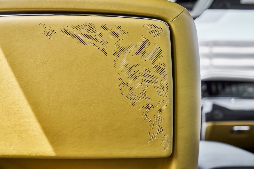 Used 2026 Rolls-Royce Cullinan Black Badge image 61