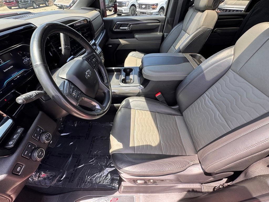 Used 2024 Chevrolet Silverado 2500 ZR2 w/ Technology Package AWD/4WD image 17