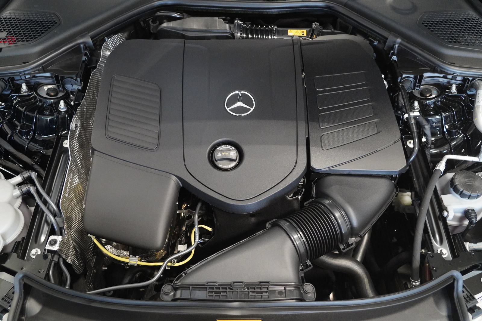 New 2027 Mercedes-Benz E 350 4MATIC Sedan image 31
