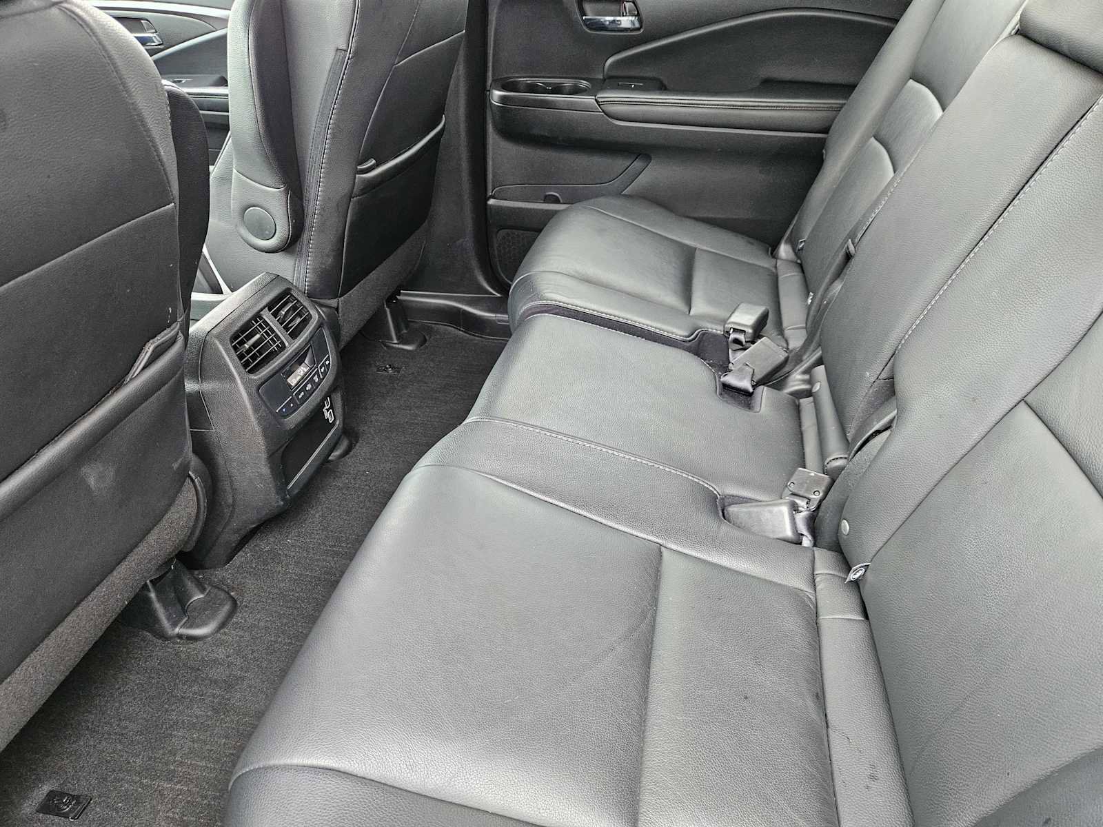 Certified 2021 Honda Pilot Special Edition image 30