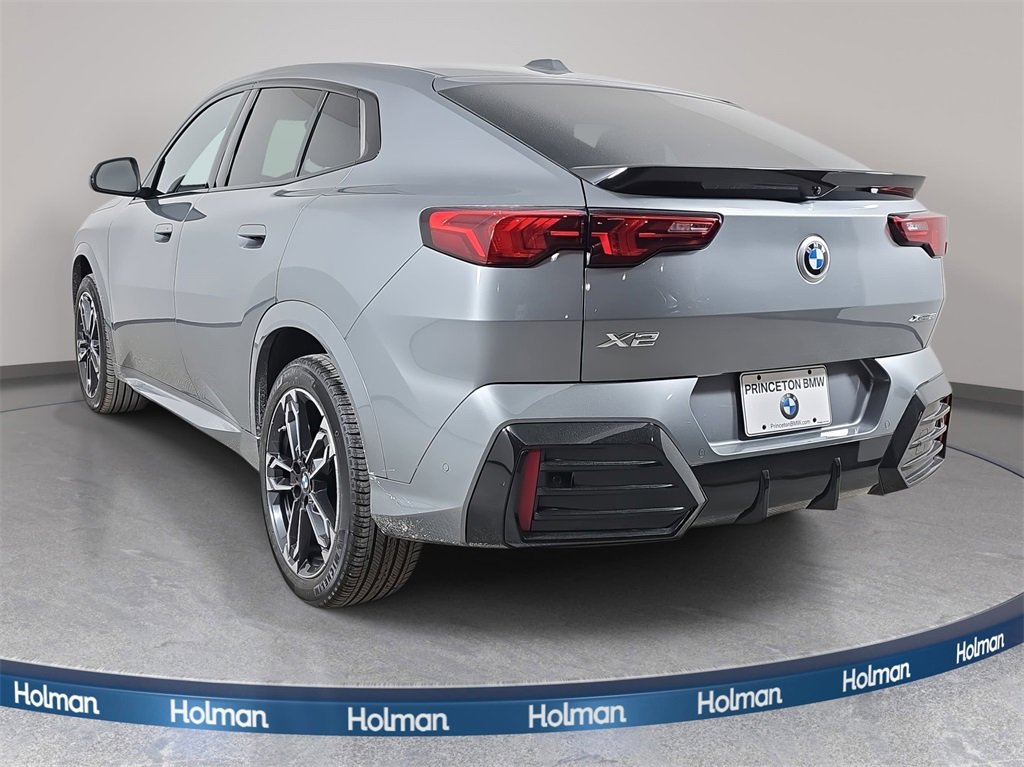 Certified 2025 BMW X2 xDrive28i image 7